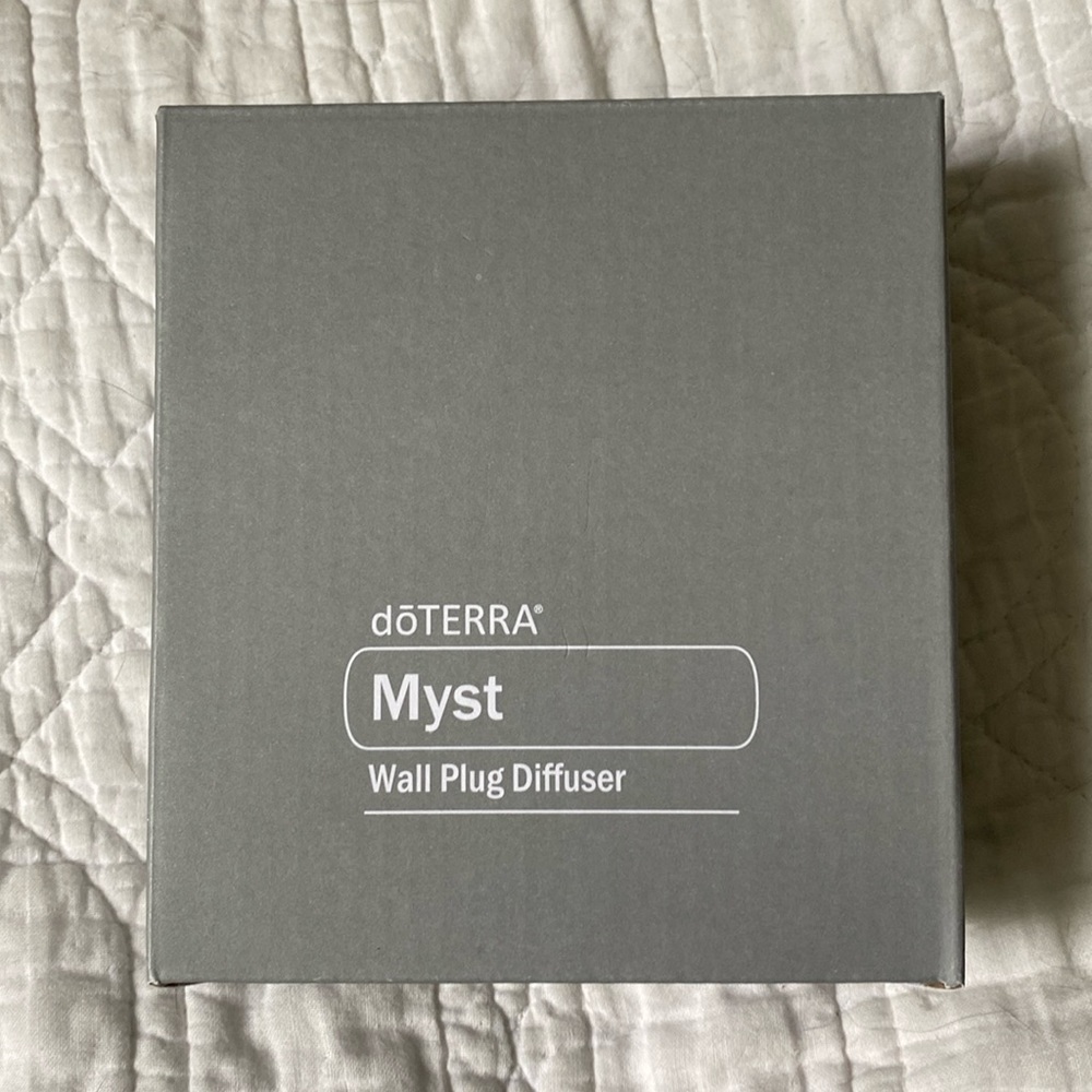 DoTerra Wall Mist diffuser- plug in